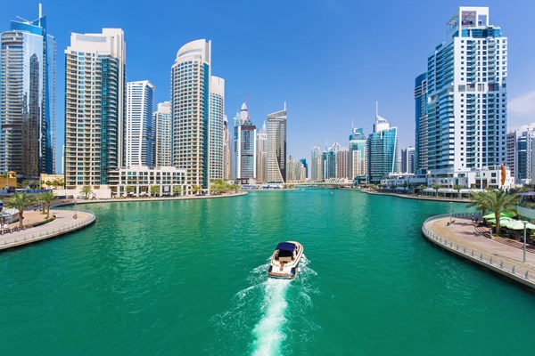 4-stjernet overdådig ophold i Dubai med afrejse i oktober for lige godt 3.000,- pr. person i 6 dage