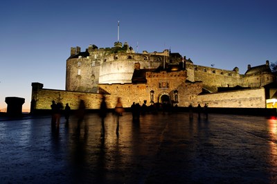 7 nætter i historiske Edinburgh incl. fly 2.039,- 7 nætter i historiske Edinburgh incl. fly 2.039,-
