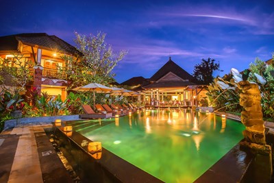 Vidunderlige Bali i 12 dage på Sri Phala Resort i superior værelse inkl. morgenmad fra kun 7498,- Vidunderlige Bali i 12 dage på Sri Phala Resort i superior værelse inkl. morgenmad fra kun 7498,-