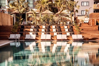 Masser af spændende 4-stjernede forårsrejser med sommervarme fra kun 1335,- Masser af spændende 4-stjernede forårsrejser med sommervarme fra kun 1335,-