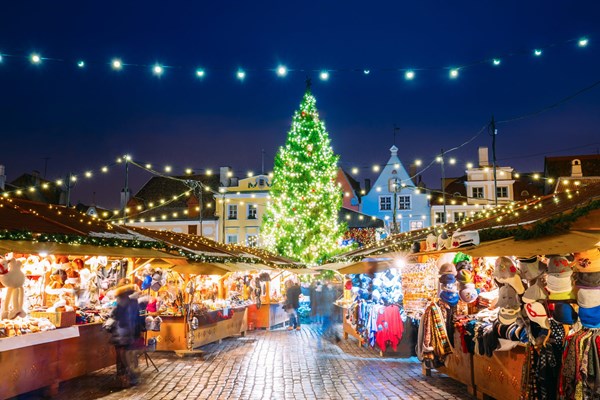 Julemarked på torv i Tallinn